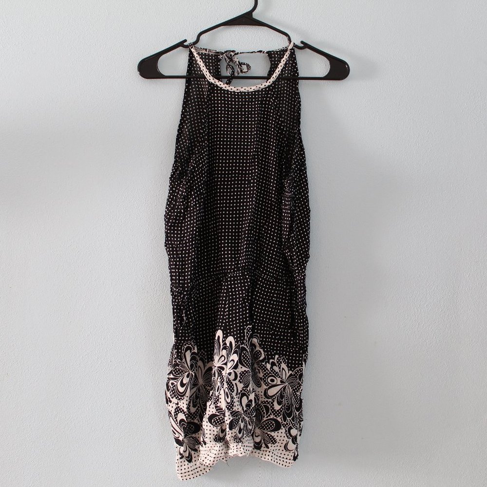 ✨NWOT Sleeveless Romper | Size M